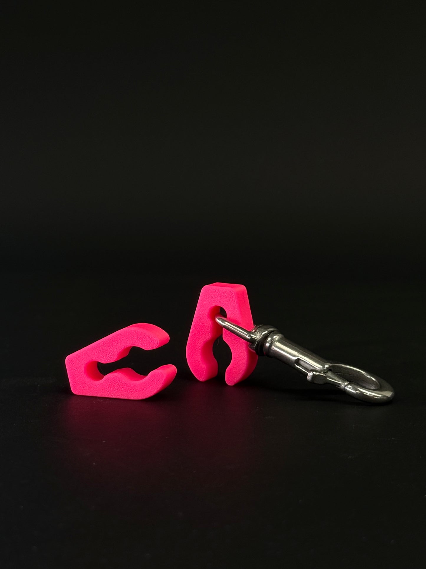 Single quick release hose clip