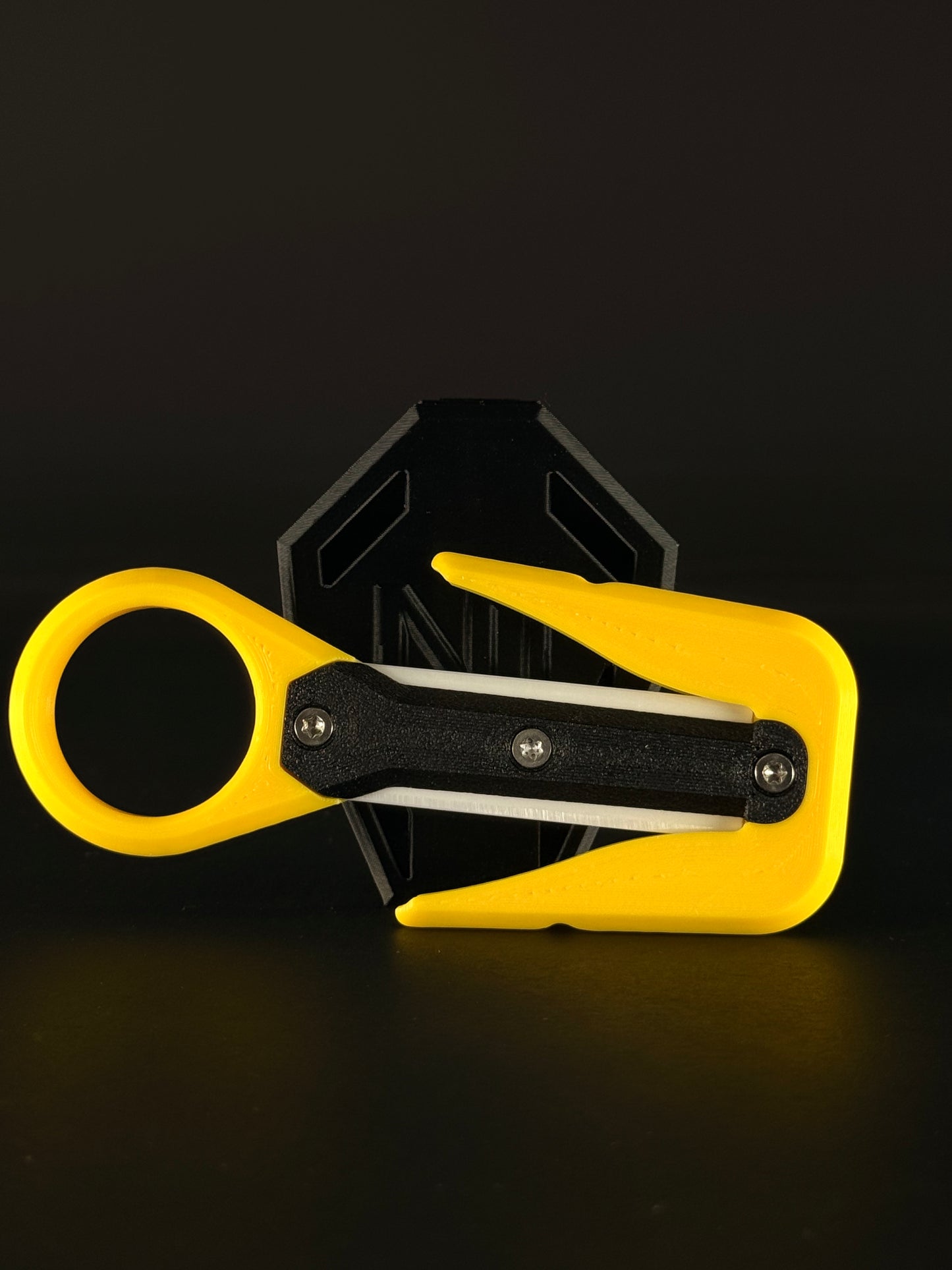 Mini line cutter