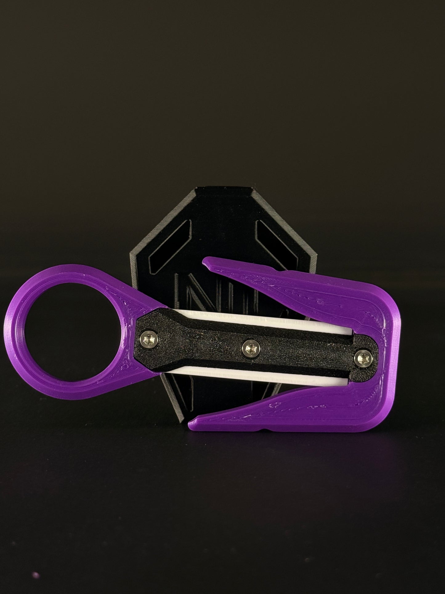 Mini line cutter