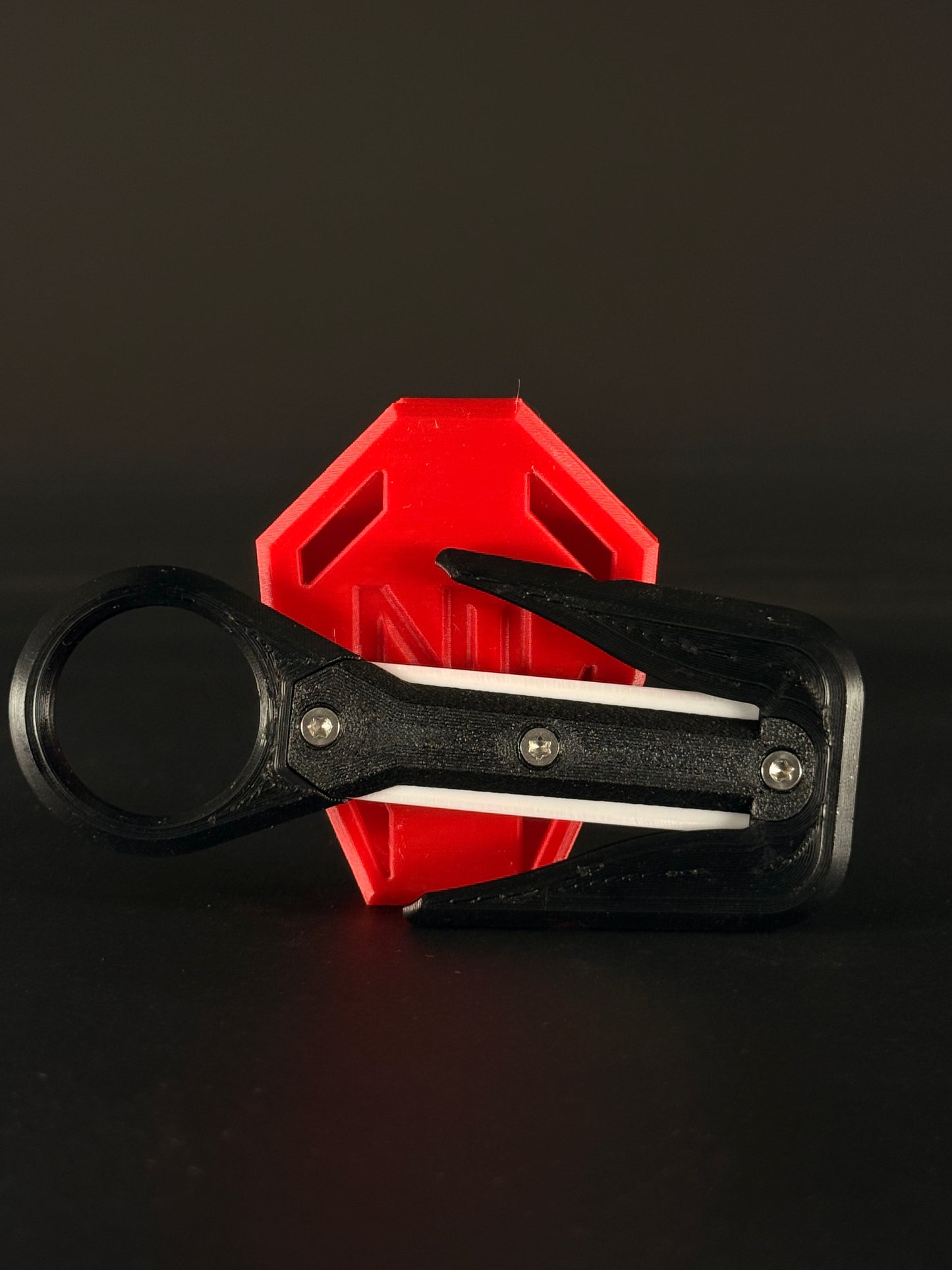 Mini line cutter