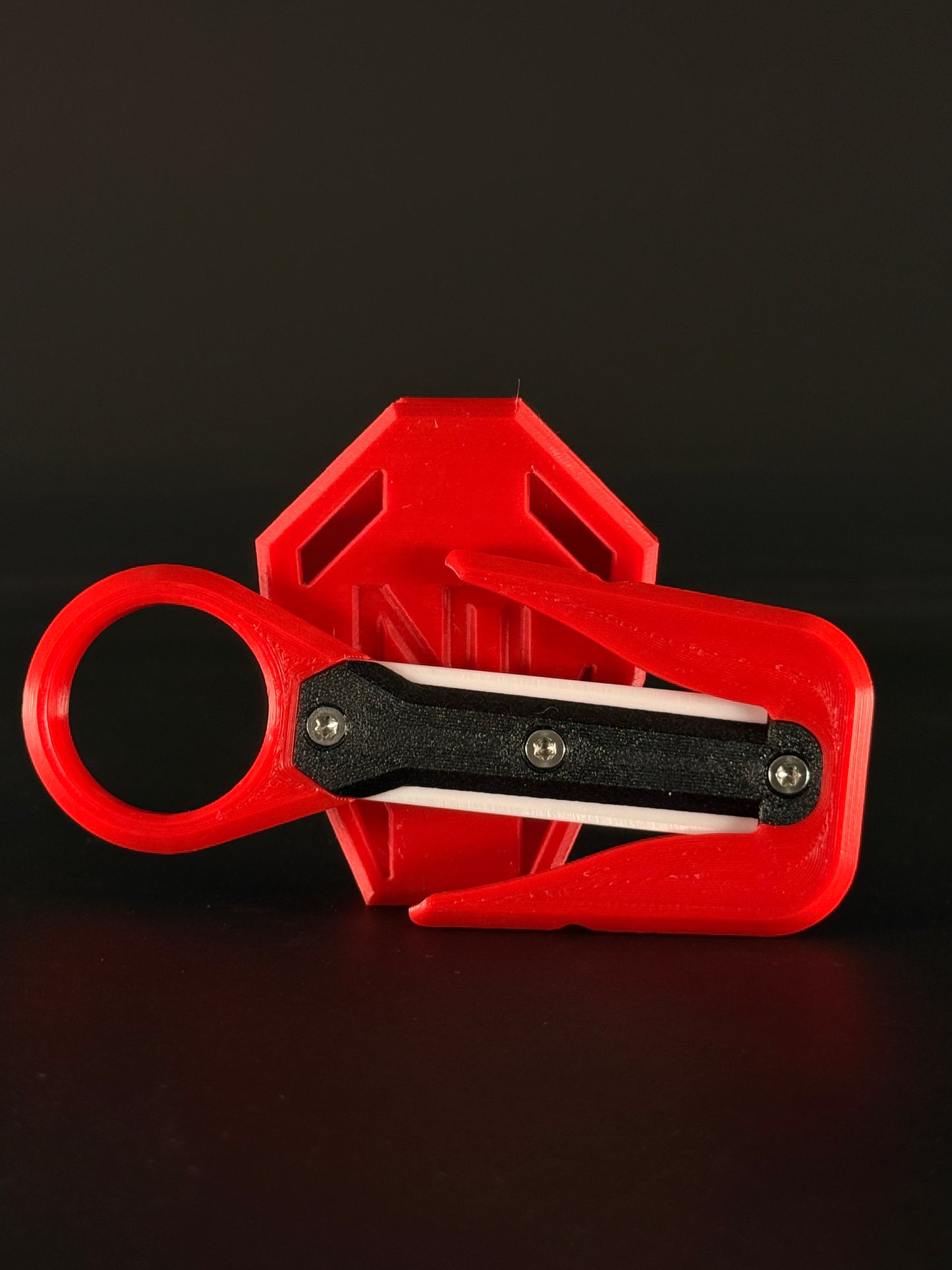 Mini line cutter