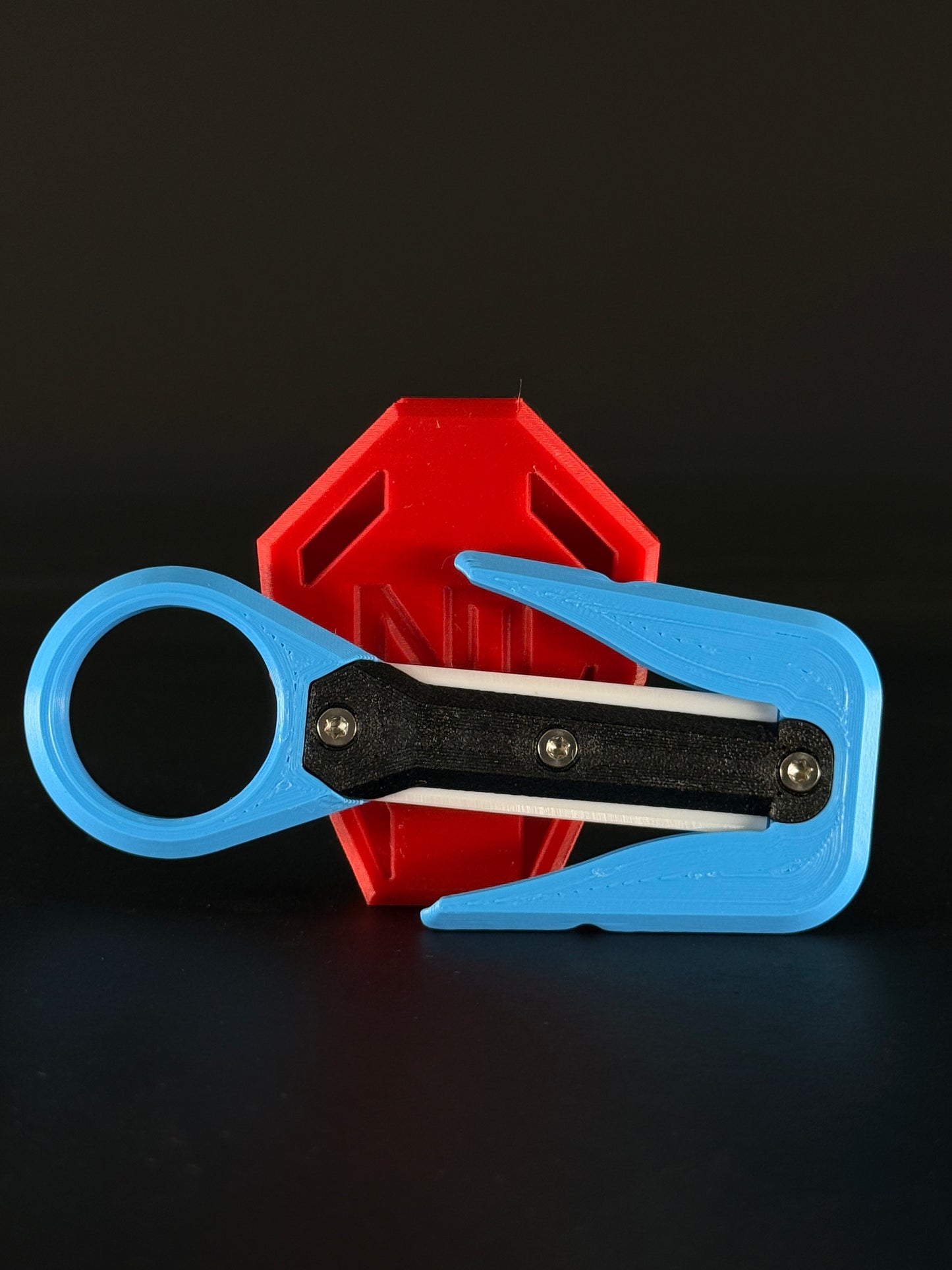 Mini line cutter