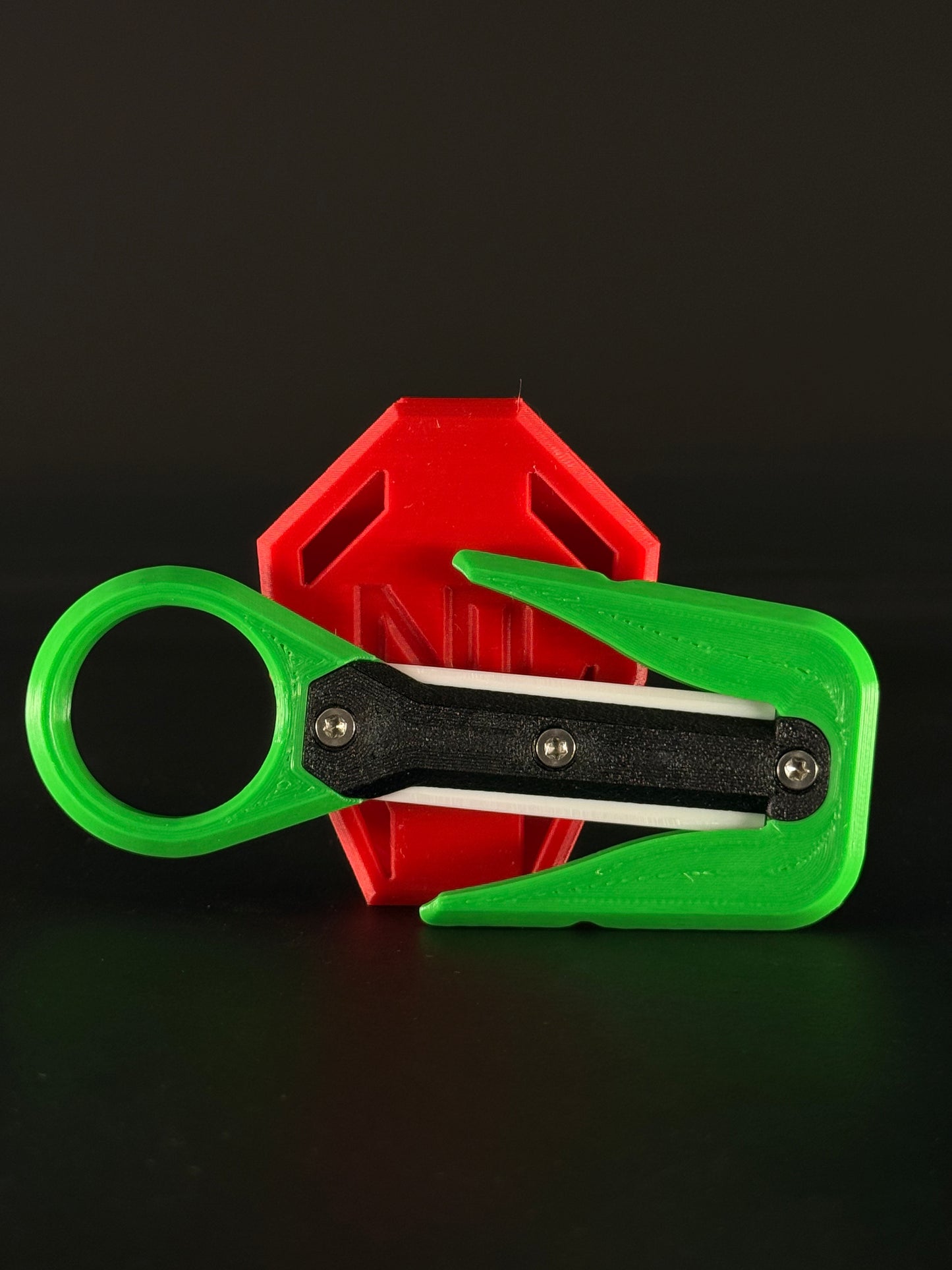 Mini line cutter