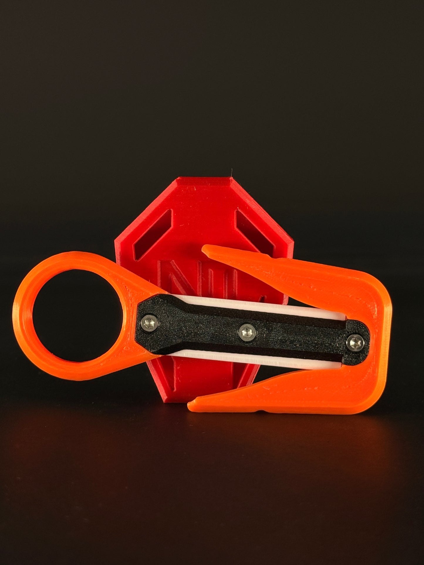 Mini line cutter