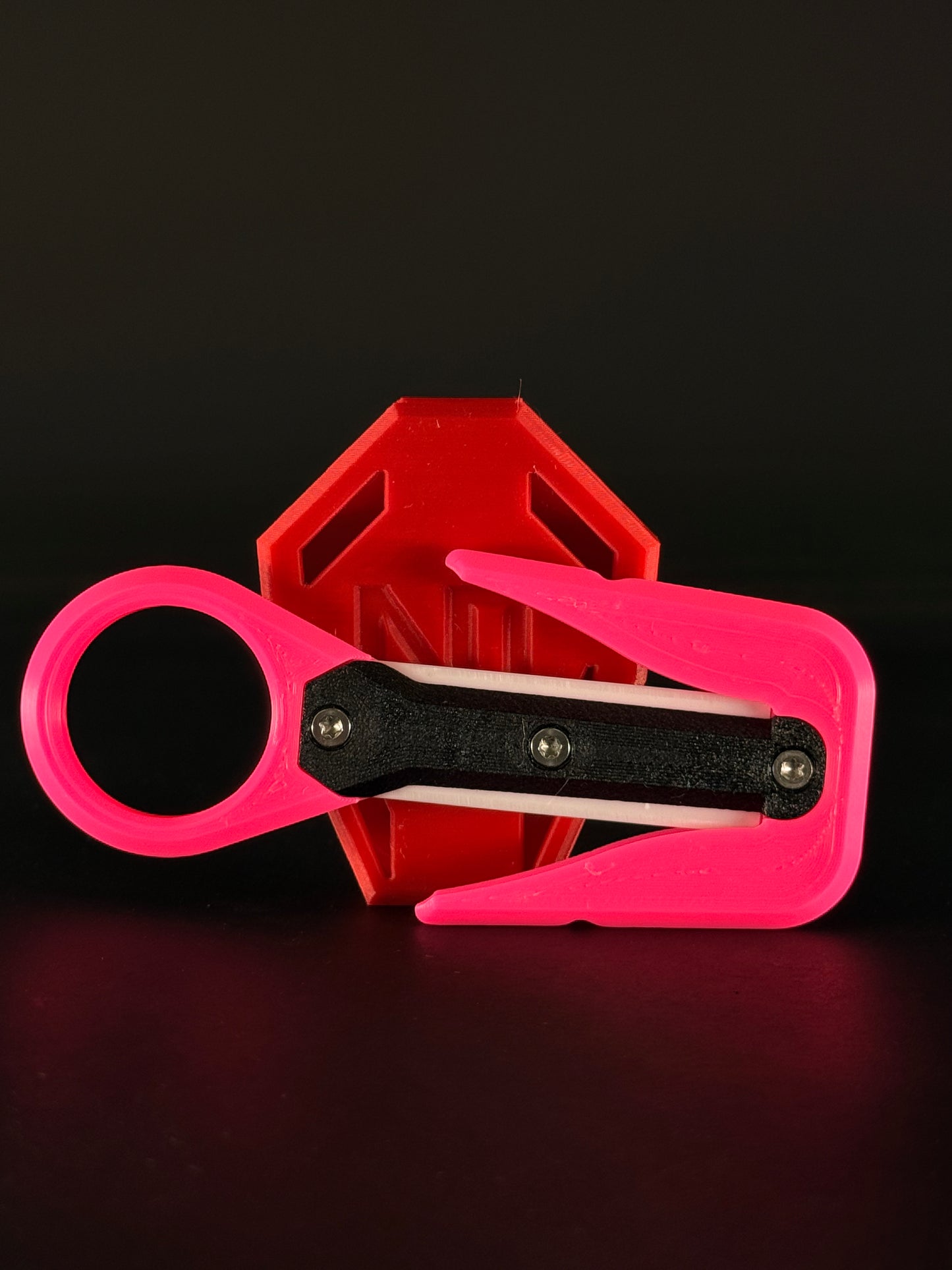 Mini line cutter