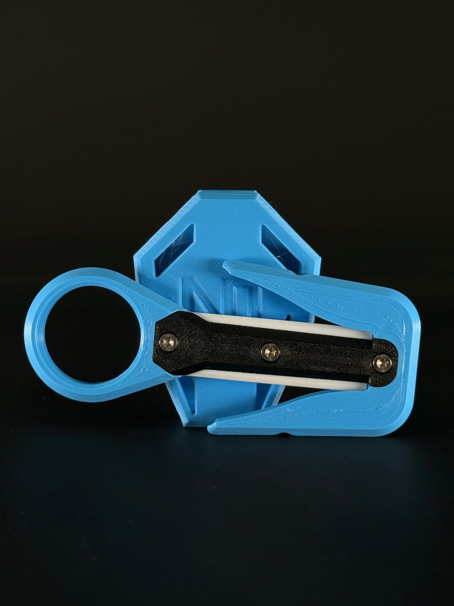 Mini line cutter