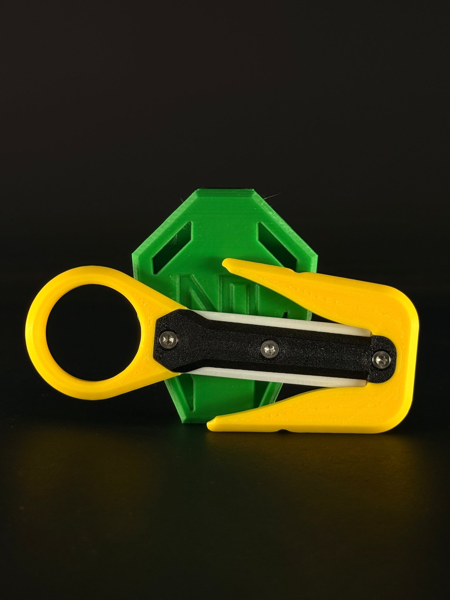 Mini line cutter