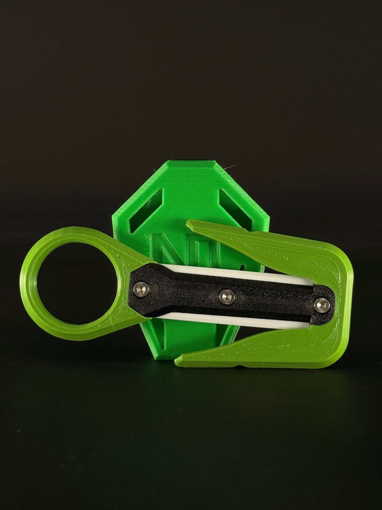 Mini line cutter