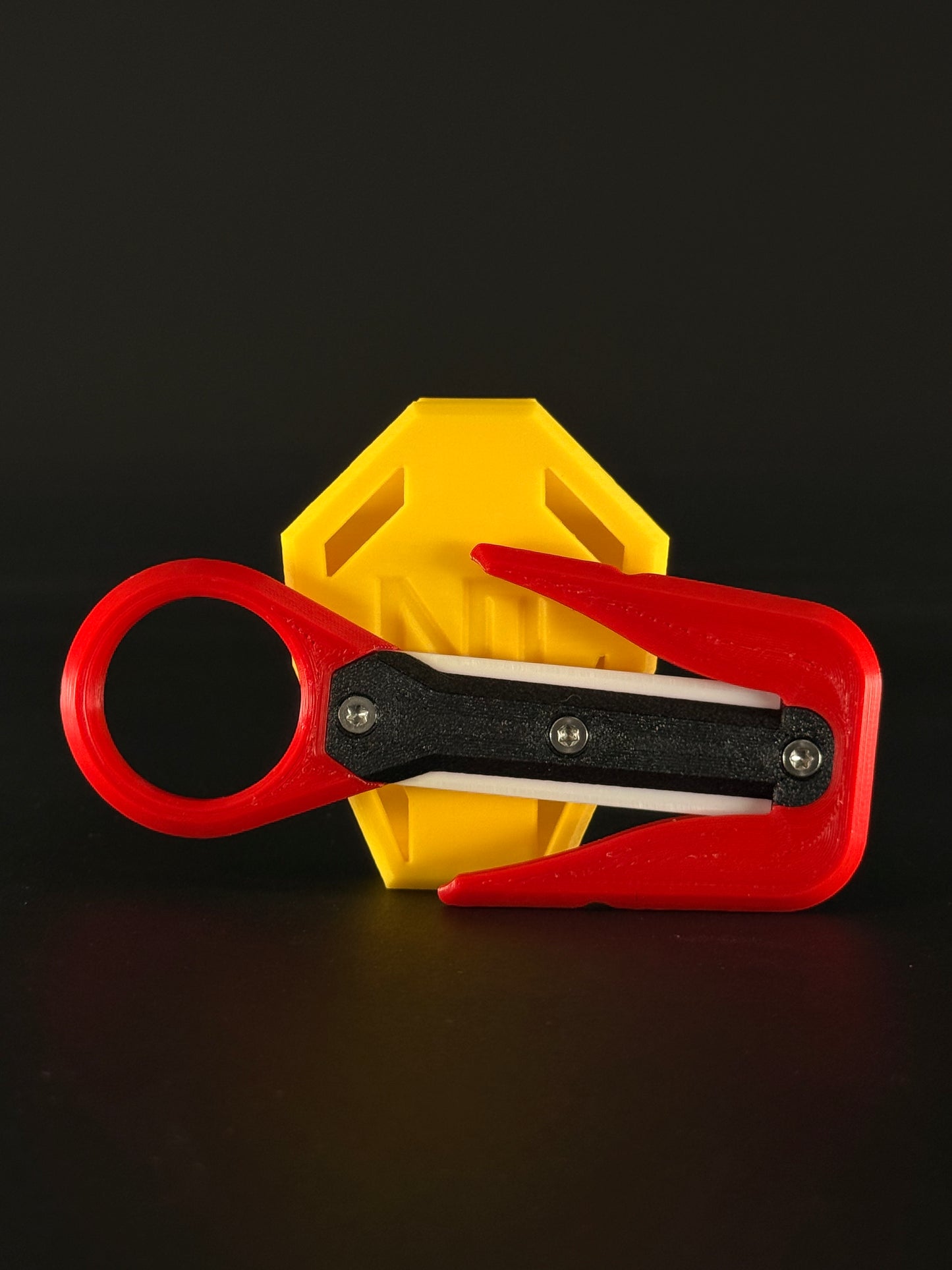 Mini line cutter