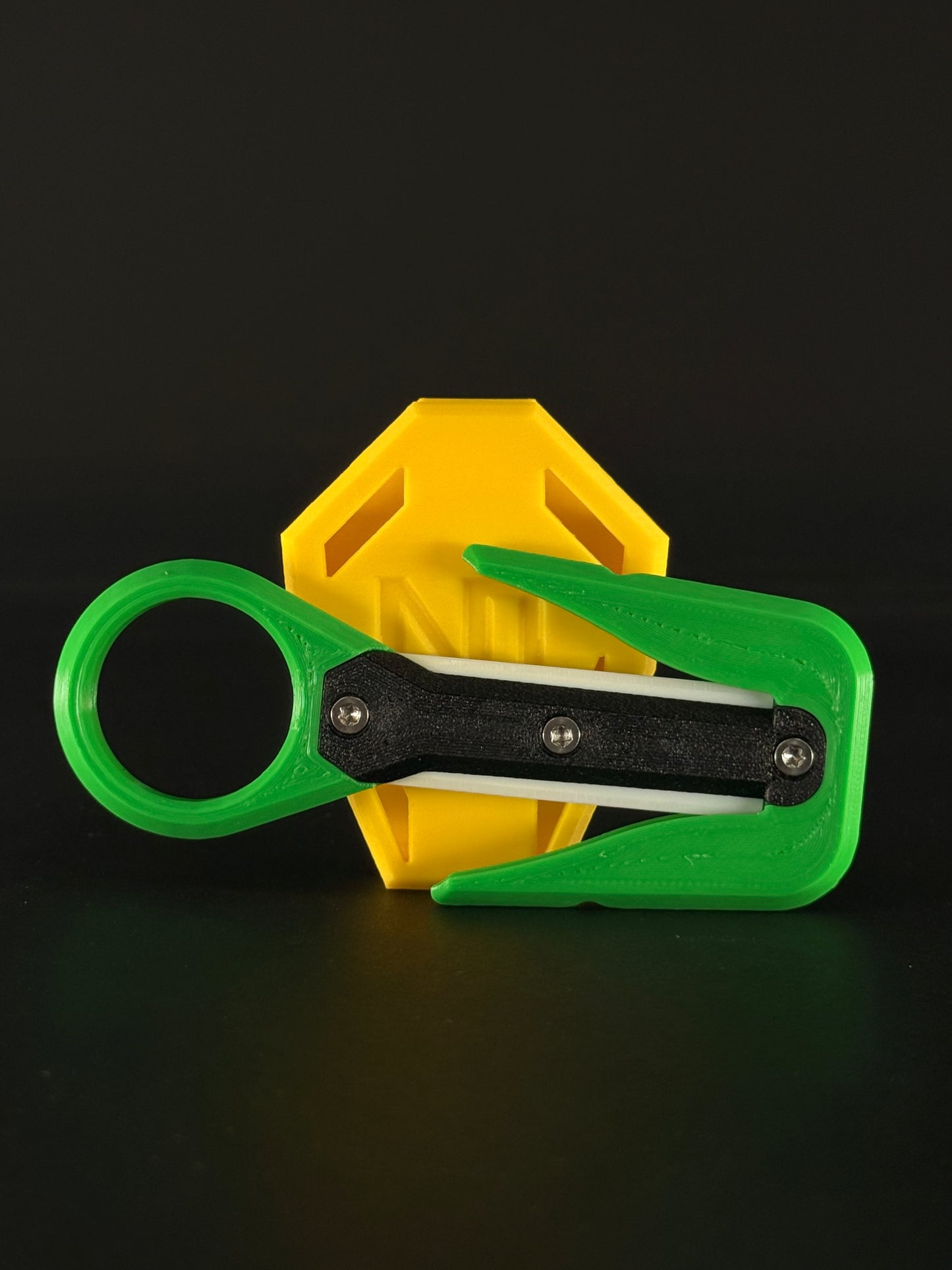 Mini line cutter