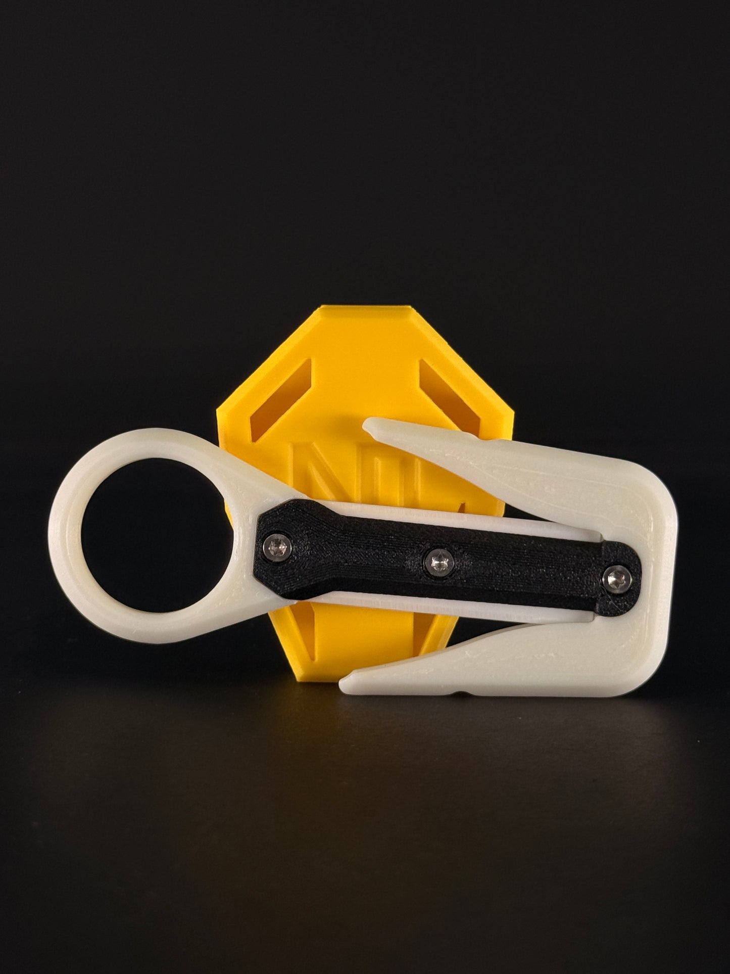 Mini line cutter