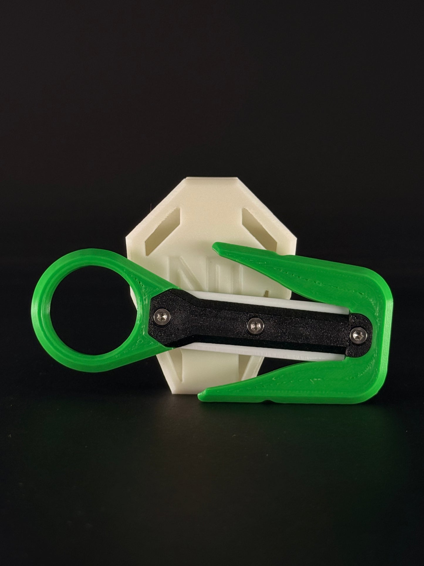 Mini line cutter