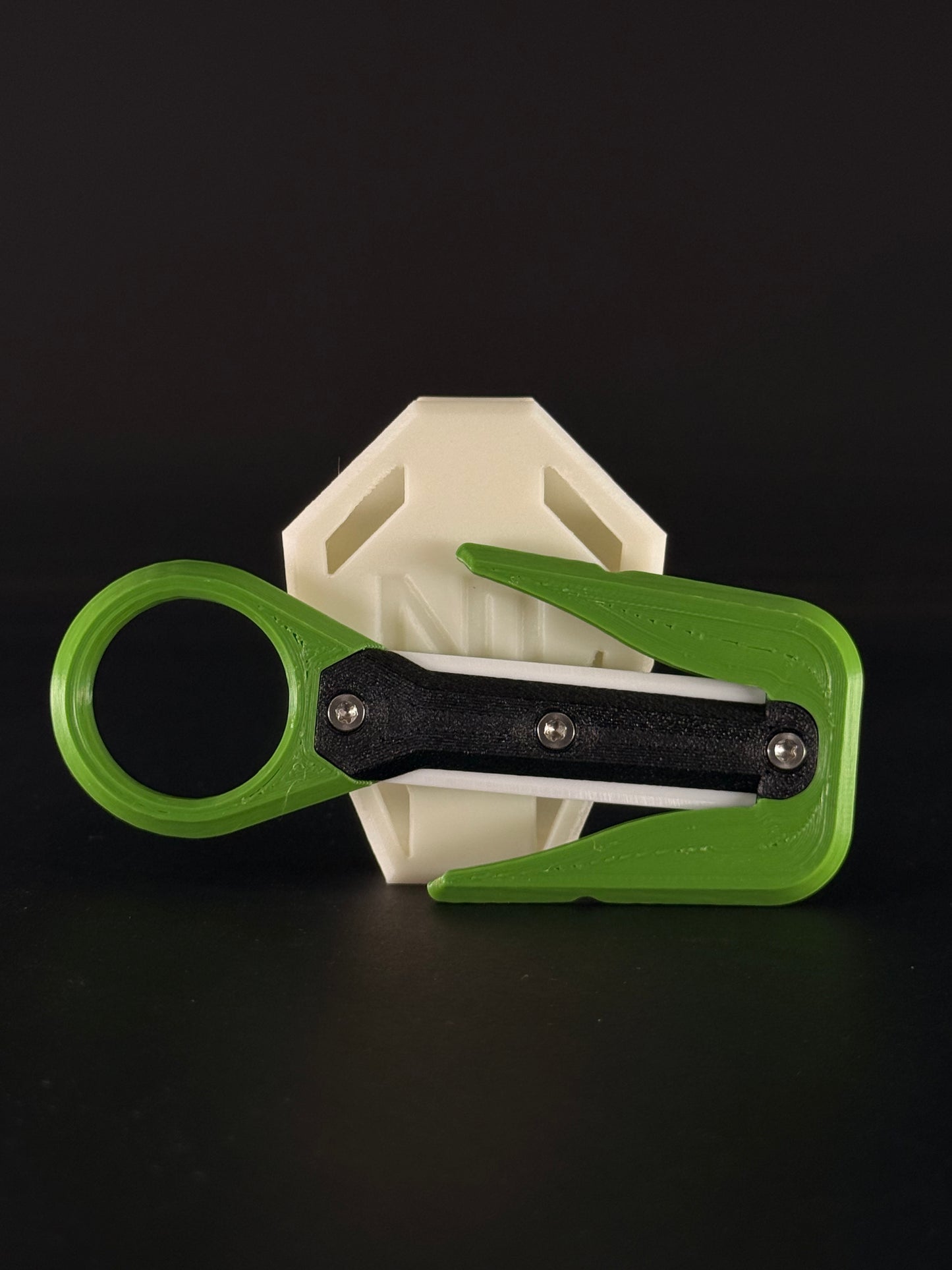 Mini line cutter