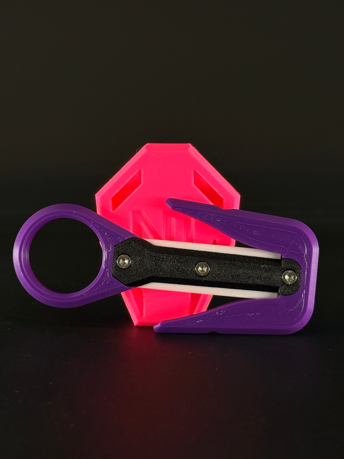 Mini line cutter