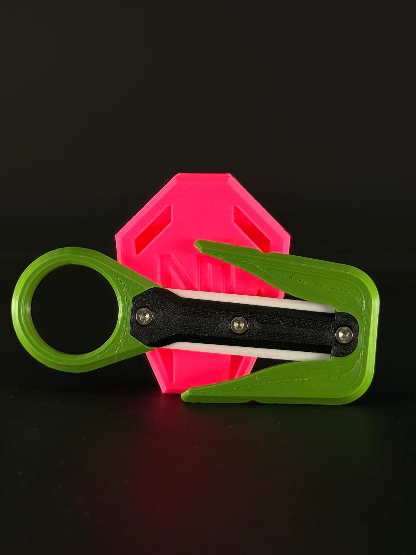 Mini line cutter