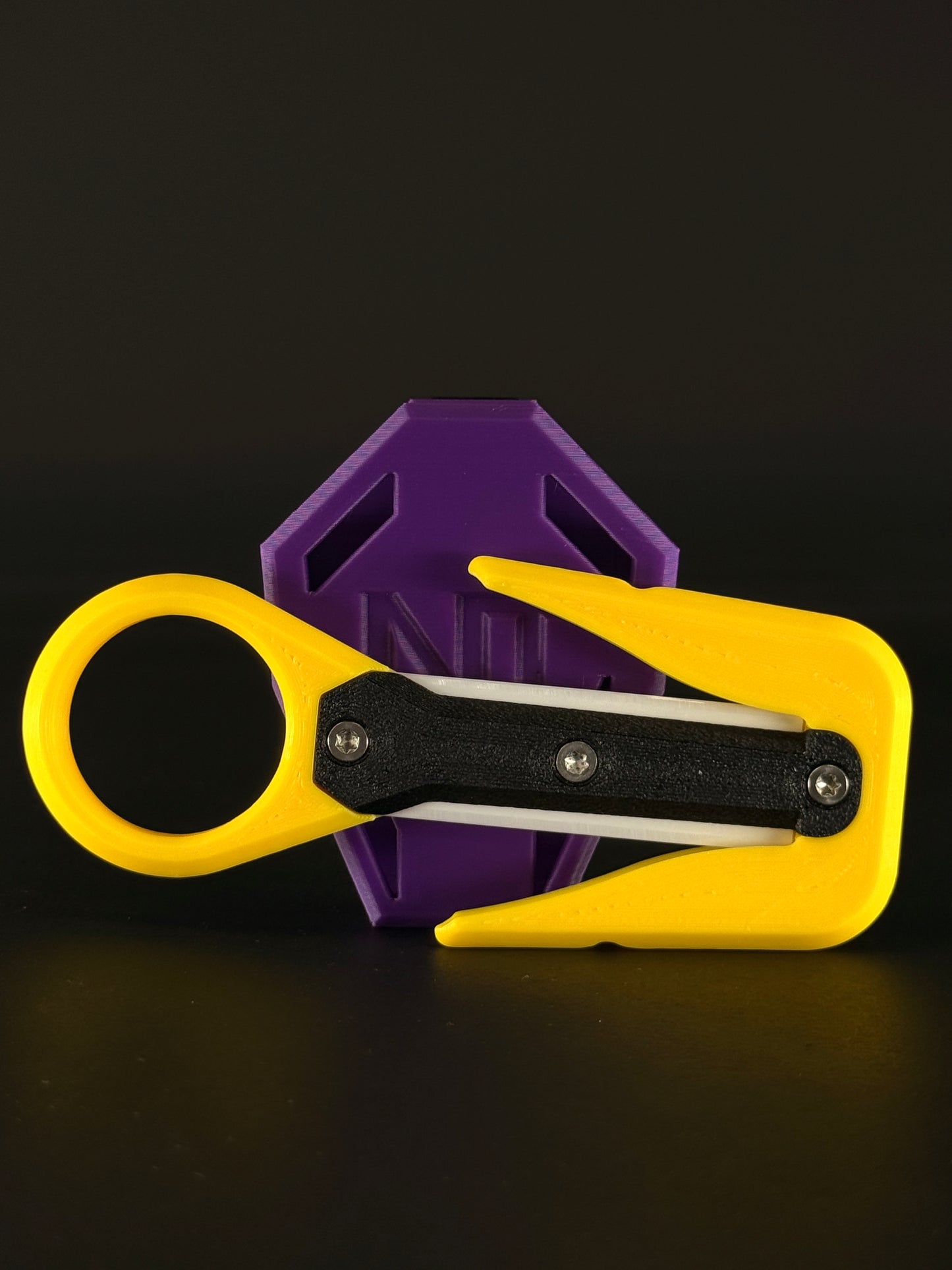 Mini line cutter