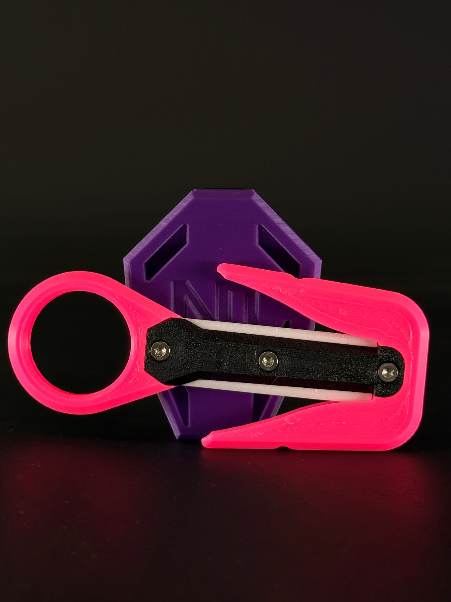 Mini line cutter